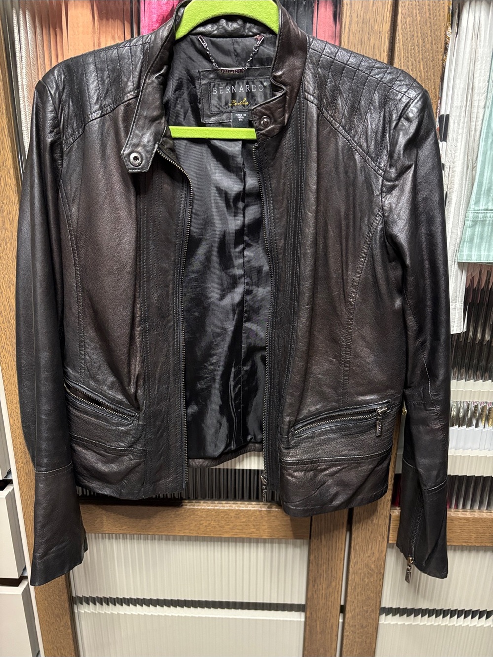Bernardo Men's Dark Brown /Black Leather Bomber Jacket